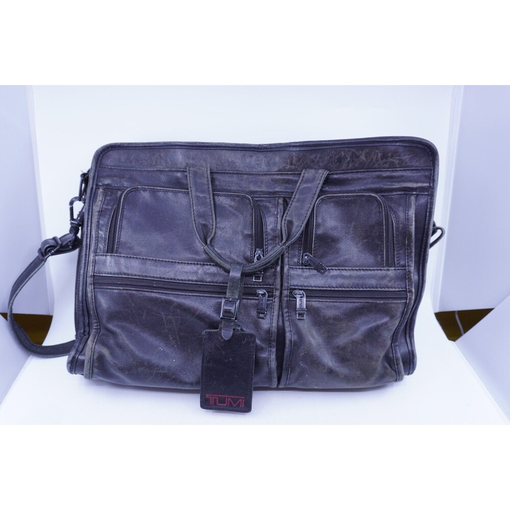 Vtg Tumi Alpha Briefcase Expandable Black Distressed Leather Business Shoulder